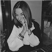 Laureata in Lingue offre ripetizioni e doposcuola in italiano, inglese e spagnolo per ragazzi